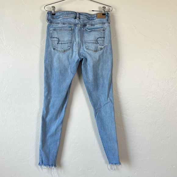 American Eagle Super Stretch Distressed Jeans - Picture 2 of 4